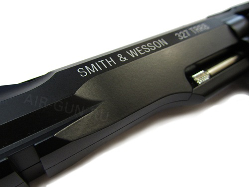 8)Пневматический пистолет Umarex Smith & Wesson 327 TRR8